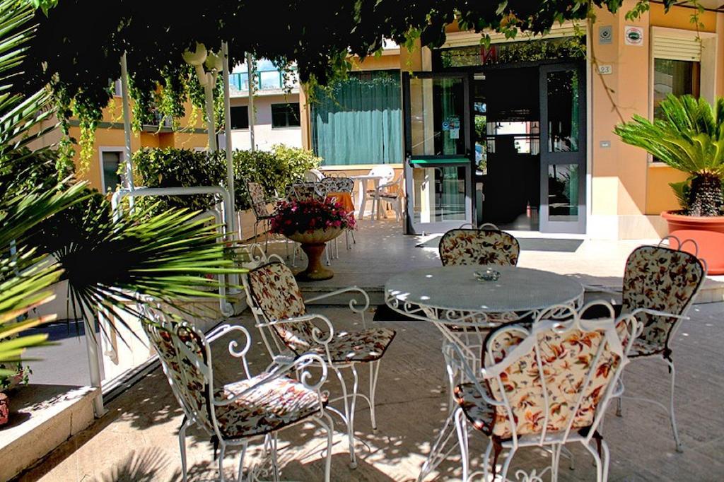 Hotel Saturno Chianciano Terme Exteriér fotografie